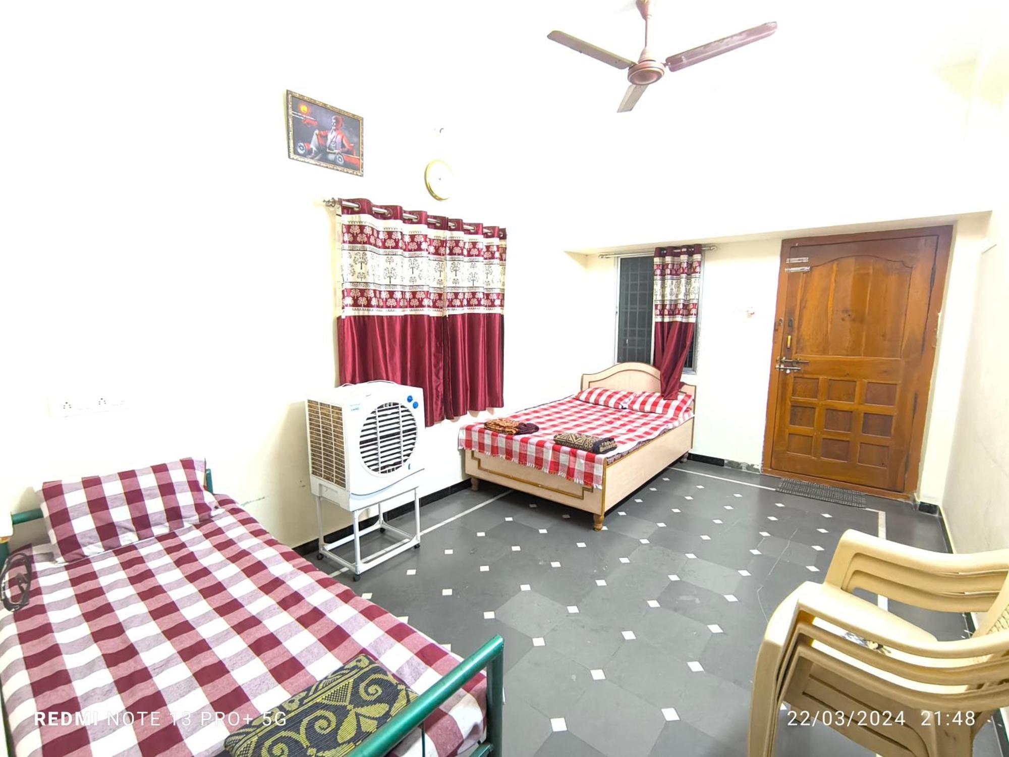 Samarth Sawali Guest House, Vidhyanagar Akkalkot Akalkot Экстерьер фото